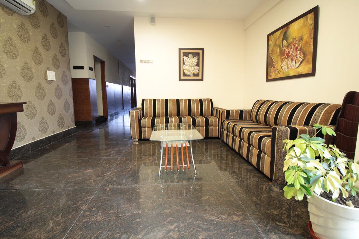 Imperial Clarks Inn Dehradun Zewnętrze zdjęcie